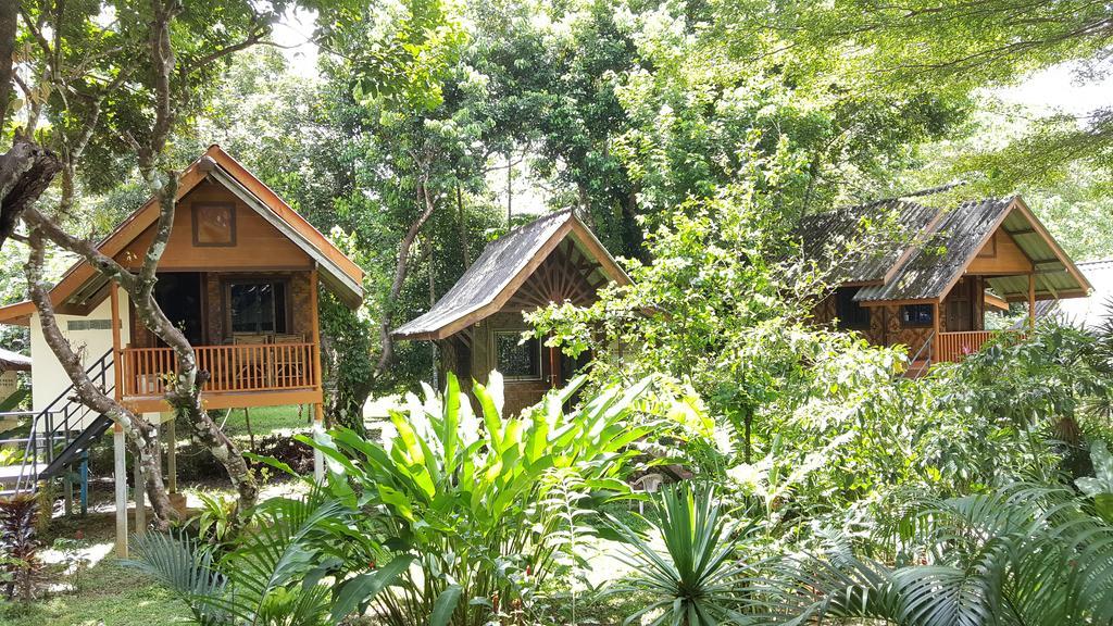 Khao Sok Jungle Huts Resort Khao Sok National Park Exteriör bild